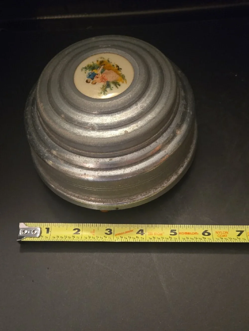 Vintage Cody Creations Powder Puff Music Box. 1930's